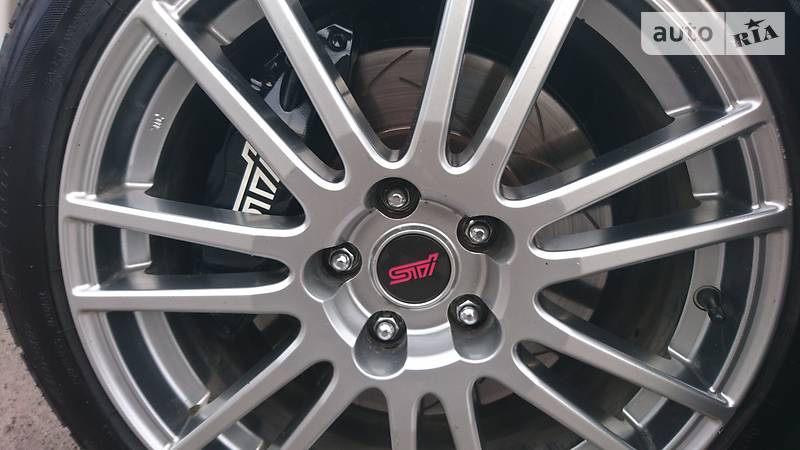 Седан Subaru Impreza WRX STI 2010 в Львове
