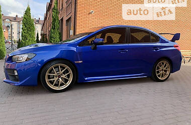 Седан Subaru Impreza WRX STI 2015 в 
