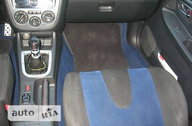 Седан Subaru Impreza 2004 в 