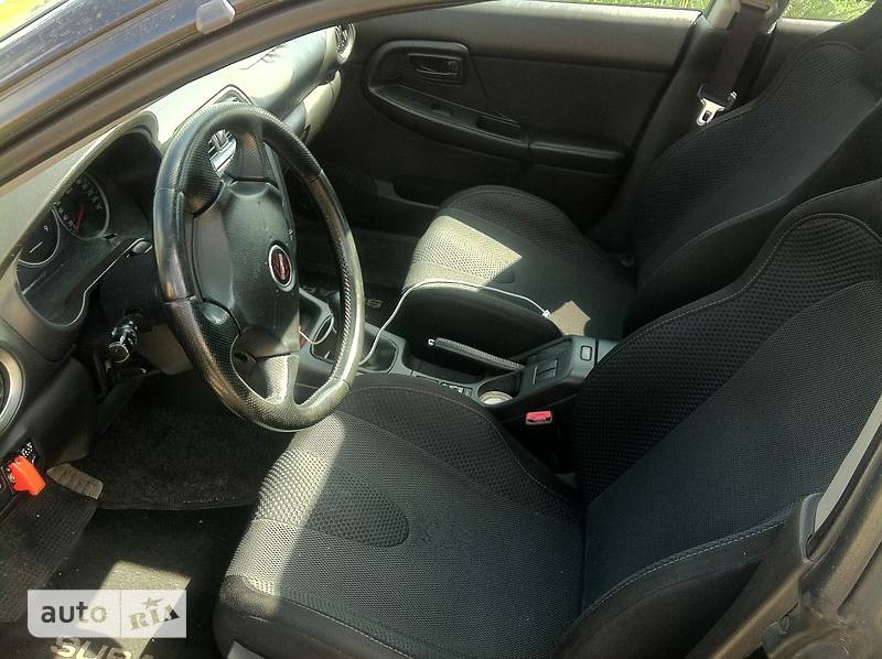 Седан Subaru Impreza 2004 в Киеве