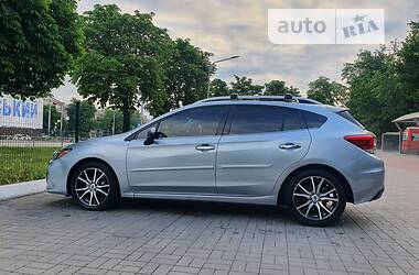 Хэтчбек Subaru Impreza 2017 в Киеве