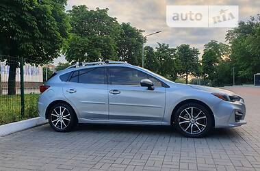 Хэтчбек Subaru Impreza 2017 в Киеве