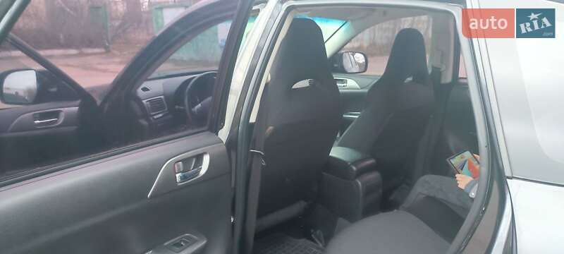 Седан Subaru Impreza 2011 в Южном