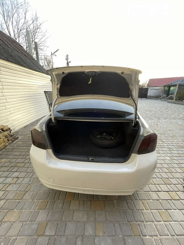 Седан Subaru Impreza 2015 в Дніпрі