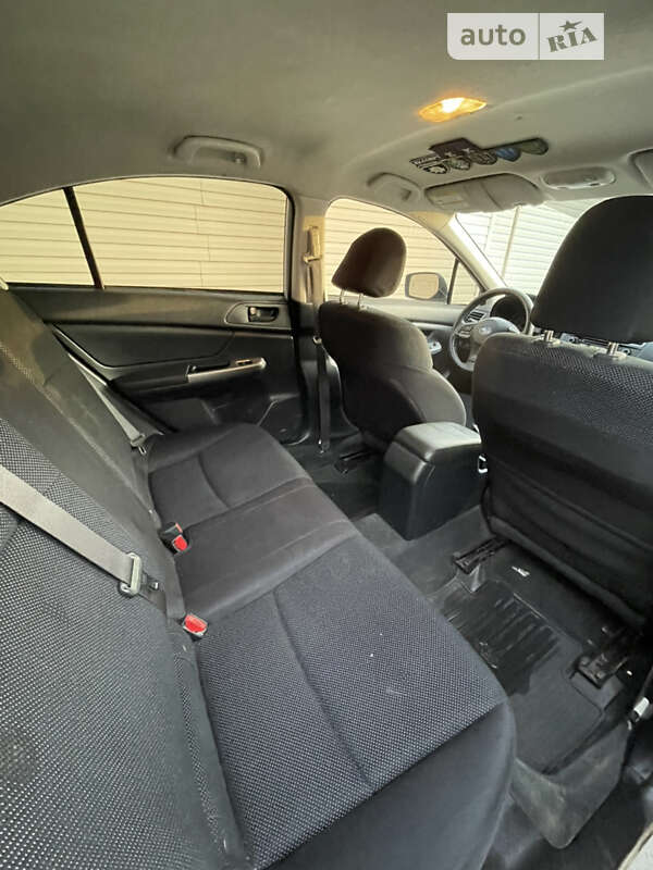 Седан Subaru Impreza 2015 в Дніпрі