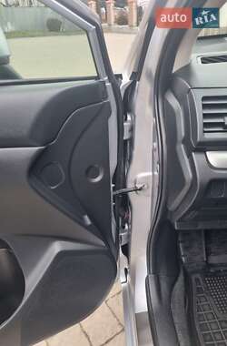 Хэтчбек Subaru Impreza 2012 в 