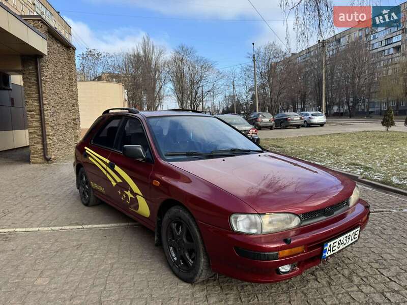 Седан Subaru Impreza 1995 в 
