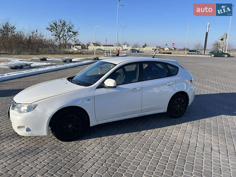Хэтчбек Subaru Impreza 2008 в Ровно