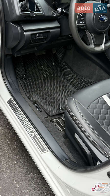 Седан Subaru Impreza 2019 в Хмельницком
