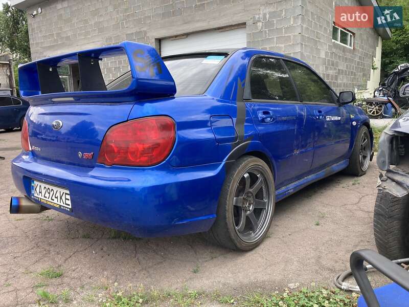 Седан Subaru Impreza 2003 в Киеве