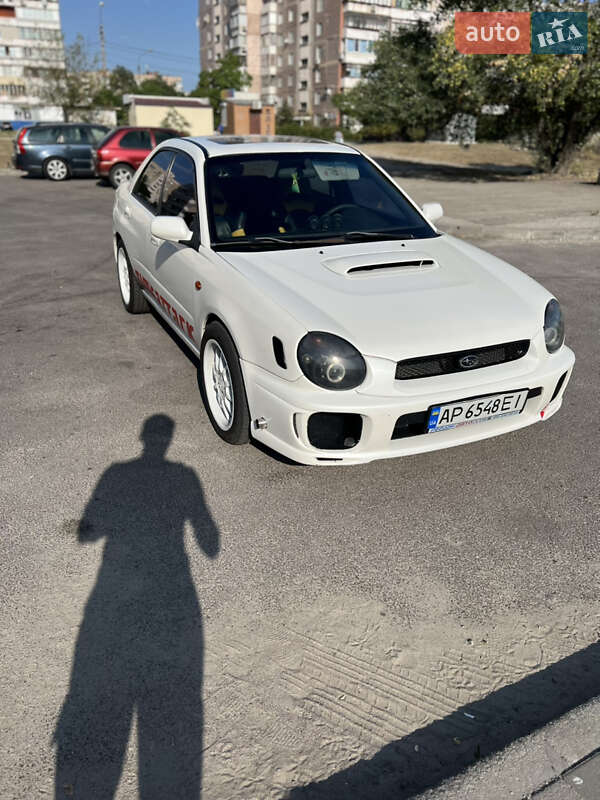 Subaru Impreza 2000