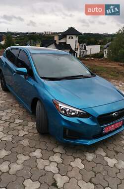 Хетчбек Subaru Impreza 2017 в Тернополі