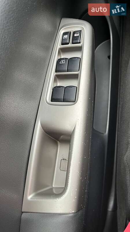 Хетчбек Subaru Impreza 2008 в Києві фото 2 Хетчбек Subaru Impreza 2008 в Києві