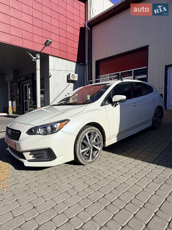 Хетчбек Subaru Impreza 2020 в Львові
