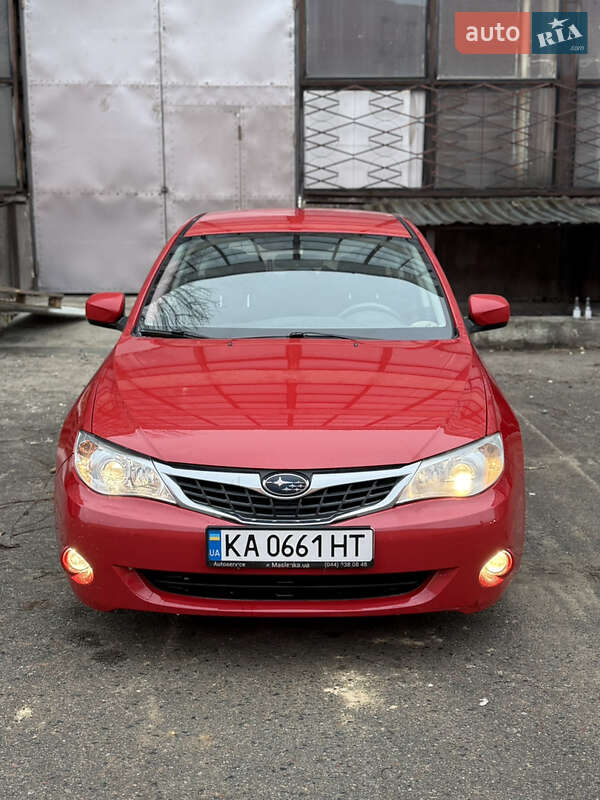 Хэтчбек Subaru Impreza 2008 в Киеве