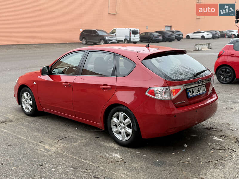 Хэтчбек Subaru Impreza 2008 в Киеве