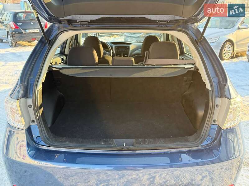 Хэтчбек Subaru Impreza 2011 в Киеве