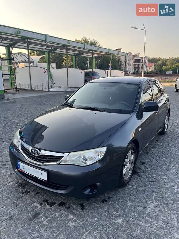 Хэтчбек Subaru Impreza 2008 в Киеве