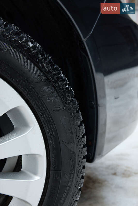 Седан Subaru Impreza 2008 в Киеве