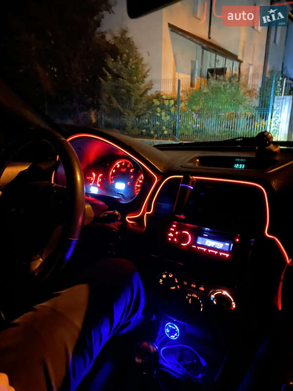 Седан Subaru Impreza 2004 в Хусте