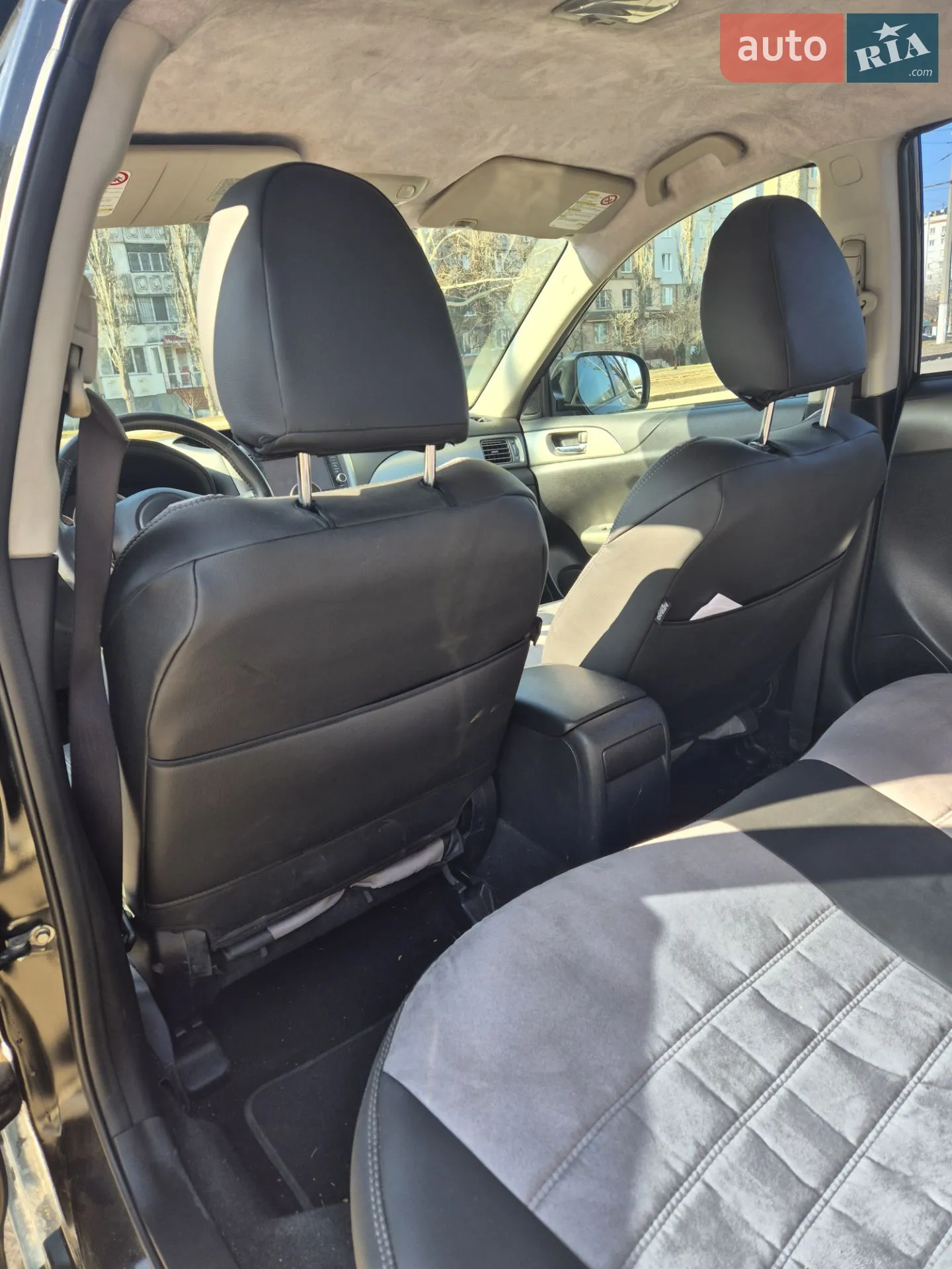2010 Subaru Impreza - мініатюра 11