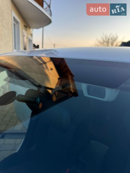Седан Subaru Impreza 2023 в Тернополе