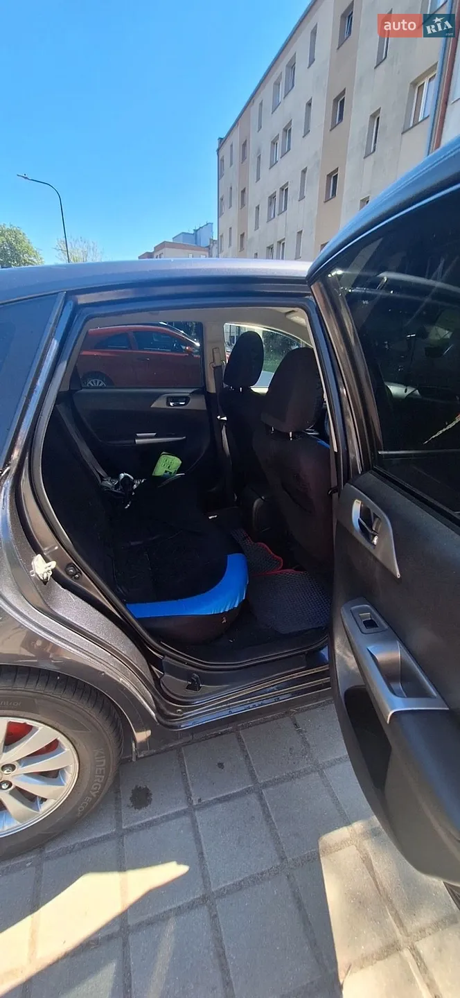 2010 Subaru Impreza - мініатюра 9