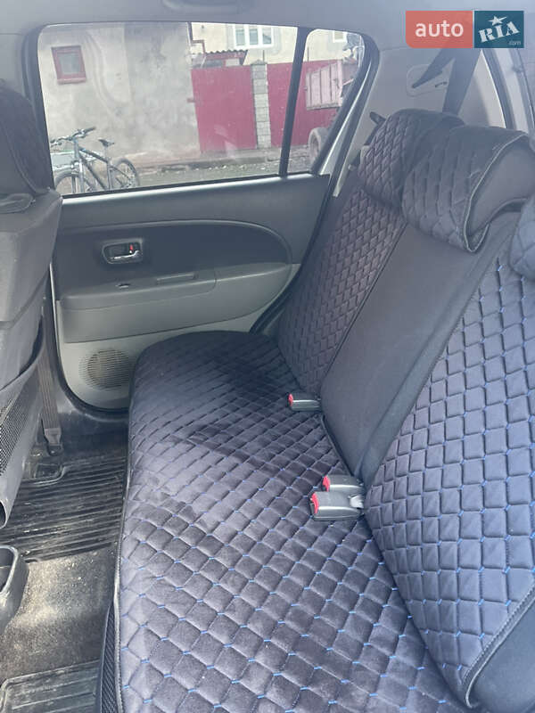 Хэтчбек Subaru Justy 2010 в Самборе фото 11 Хэтчбек Subaru Justy 2010 в Самборе
