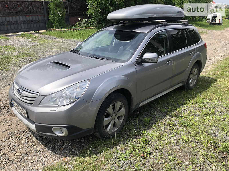 Subaru legacy outback 2010