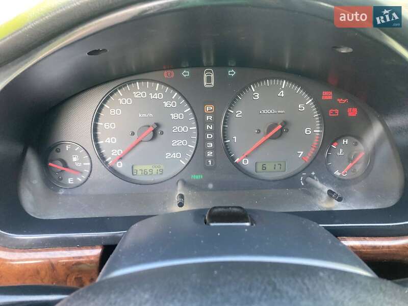 Универсал Subaru Legacy Outback 1999 в Запорожье