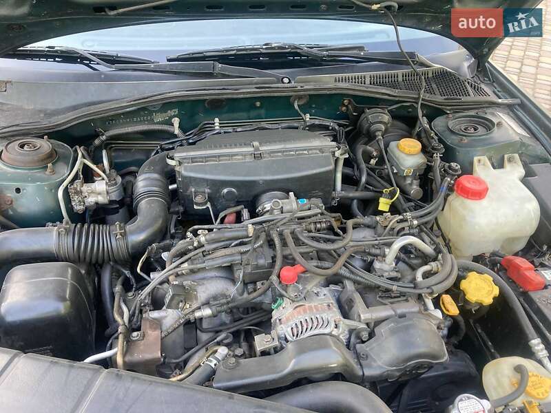 Универсал Subaru Legacy Outback 1999 в Запорожье