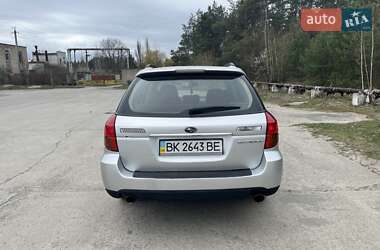 Універсал Subaru Legacy Outback 2006 в  фото 7 Універсал Subaru Legacy Outback 2006 в