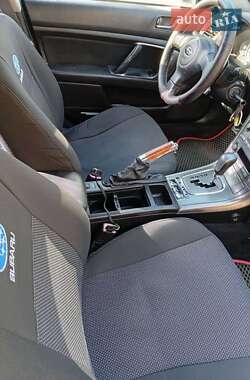 Универсал Subaru Legacy Outback 2005 в 