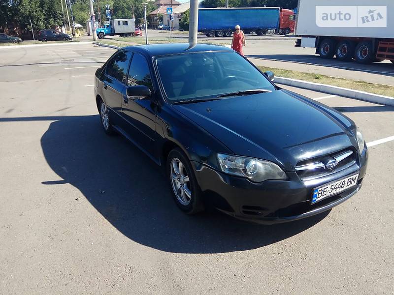 Седан Subaru Legacy 2005 в Николаеве