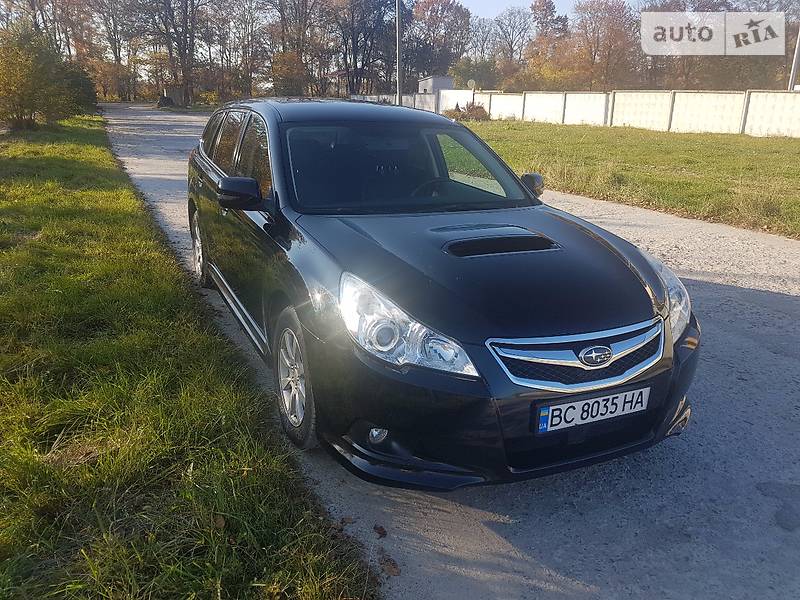 Универсал Subaru Legacy 2010 в Львове