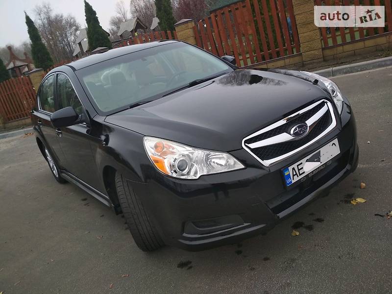 Седан Subaru Legacy 2011 в Днепре