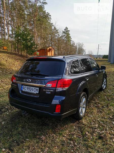 Універсал Subaru Legacy 2011 в Нововолинську