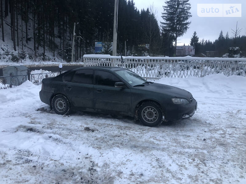 Седан Subaru Legacy 2005 в 