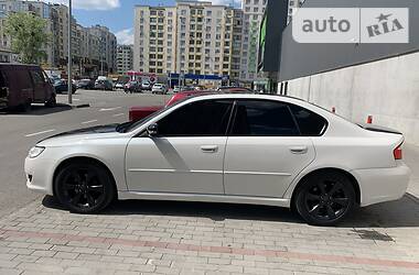 Седан Subaru Legacy 2008 в Киеве