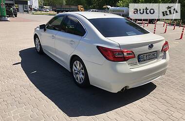 Седан Subaru Legacy 2015 в 