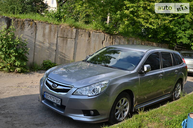 Універсал Subaru Legacy 2010 в Тернополі