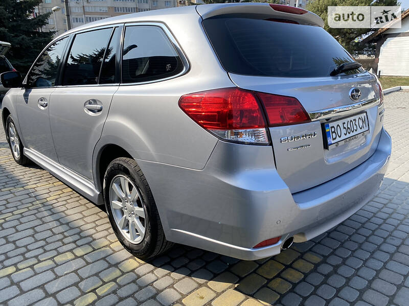 Универсал Subaru Legacy 2012 в Ивано-Франковске