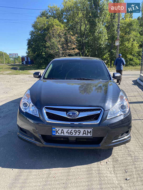 Subaru Legacy 2010