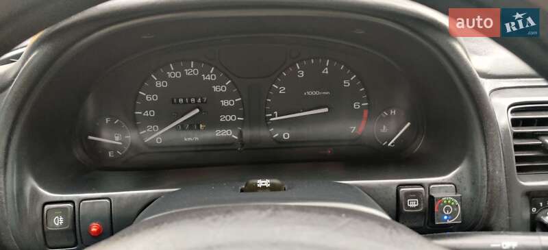 Седан Subaru Legacy 1998 в Киеве
