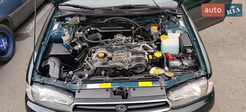 Седан Subaru Legacy 1998 в Киеве