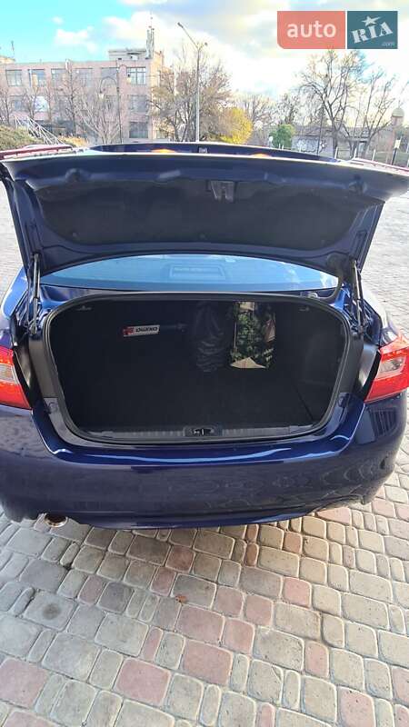 Седан Subaru Legacy 2017 в Харькове