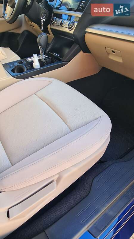 Седан Subaru Legacy 2017 в Харькове