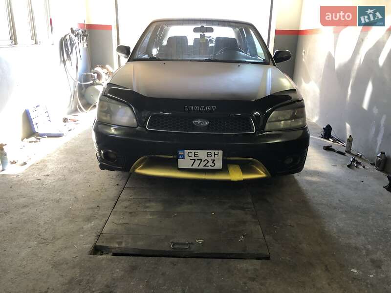 Седан Subaru Legacy 2001 в Черновцах