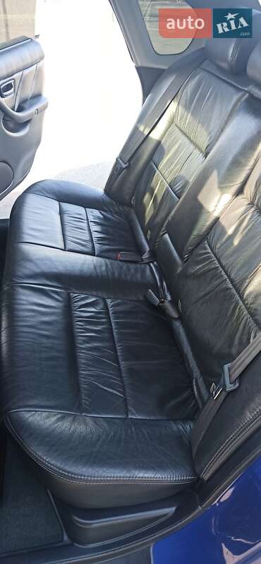 Седан Subaru Legacy 2002 в Днепре