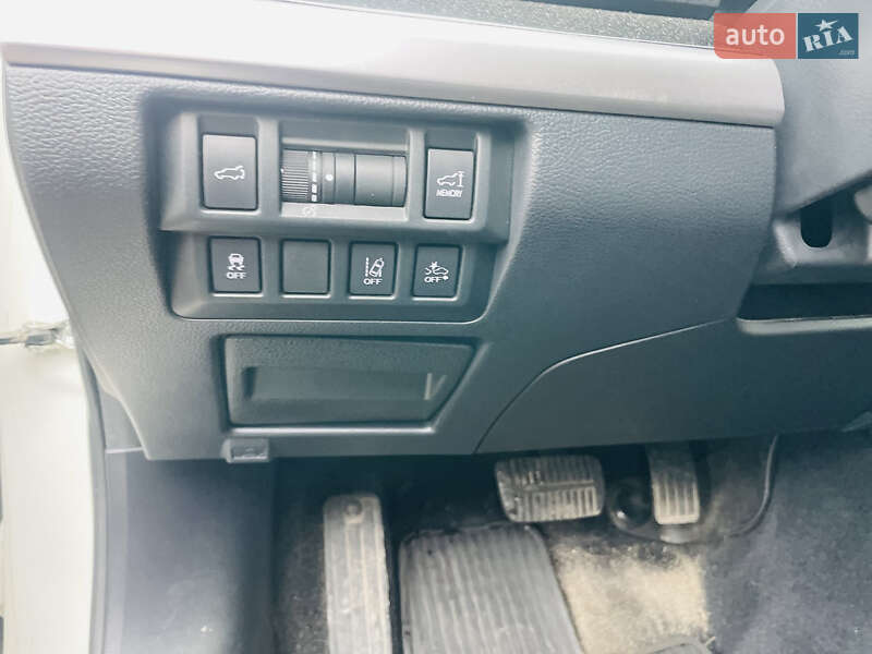 Универсал Subaru Legacy 2015 в Вараше фото 46 Универсал Subaru Legacy 2015 в Вараше
